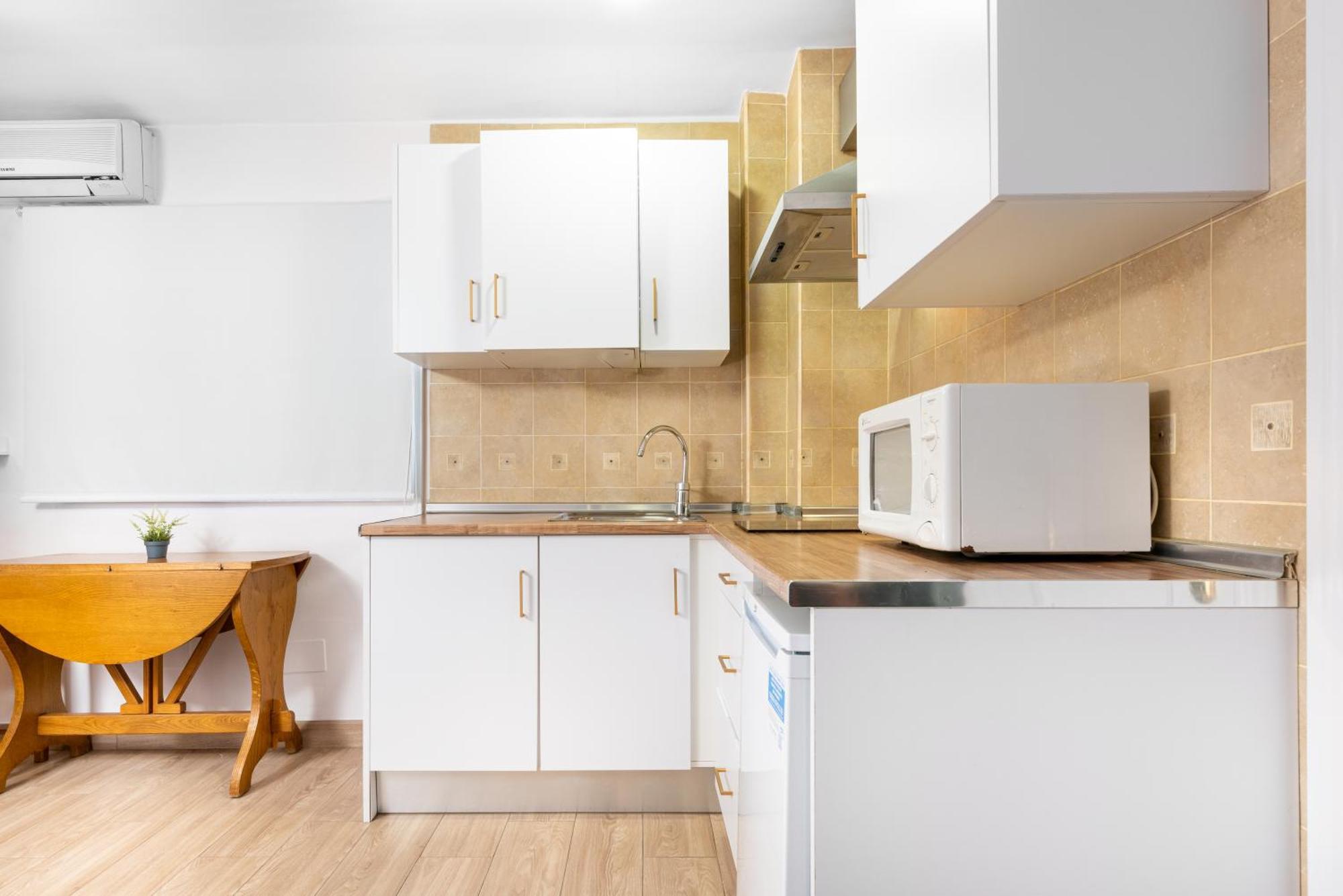 Wintowinrentals Comodo Estudio En Malaga. Extérieur photo