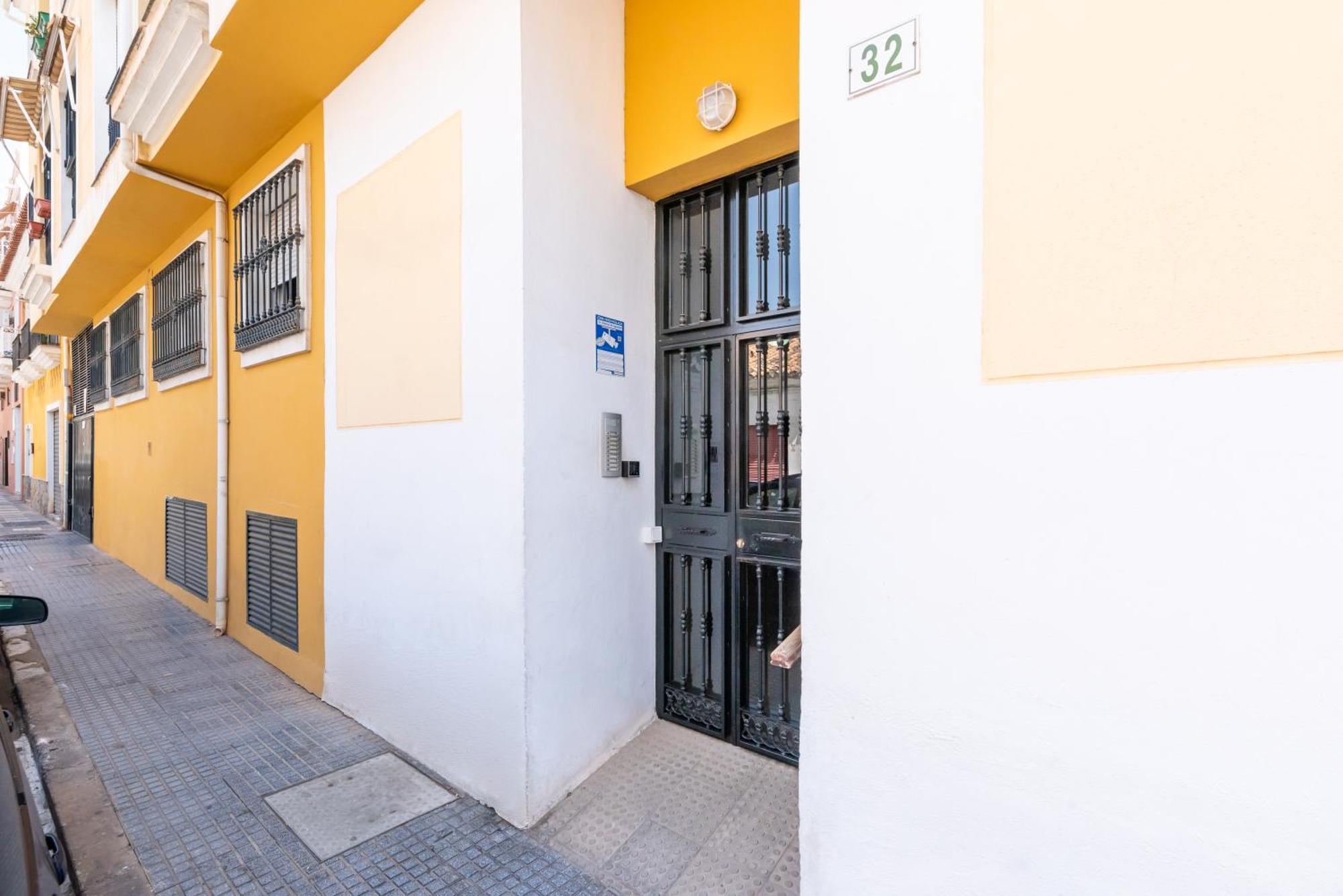 Wintowinrentals Comodo Estudio En Malaga. Extérieur photo